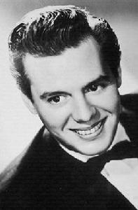 戴斯·阿納茲 戴斯·阿納茲