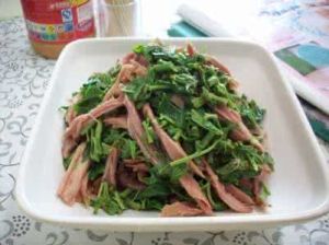 鴨絲拌香椿 鴨絲拌香椿