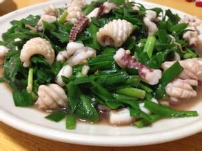 韭菜魷魚乾鴨蛋水餃 韭菜魷魚乾鴨蛋水餃