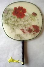 秀麗典雅的綾絹扇