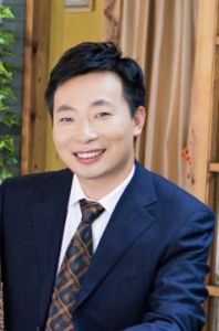 吳迪[華夏國育學校校長]