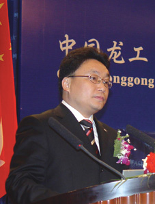 中國龍工控股有限公司執行長、總裁 邱德波