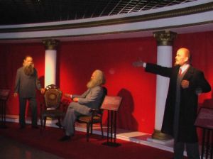 紅地毯趣味蠟像館