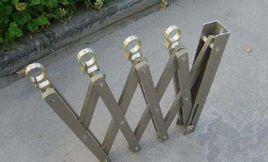 圓管伸縮鎖緊裝置 圓管伸縮鎖緊裝置