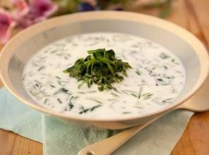 菠菜洋蔥牛奶羹 菠菜洋蔥牛奶羹