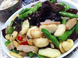 荸薺炒荷蘭豆 荸薺炒荷蘭豆