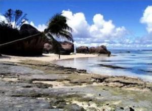 瑪依谷地 瑪依谷地