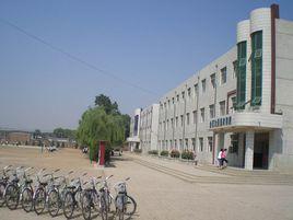 霍各莊鎮初級中學 霍各莊鎮初級中學