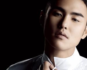 巴黎歐萊雅代言人阮經天