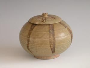 甌窯青釉褐彩瓜形蓋罐 甌窯青釉褐彩瓜形蓋罐