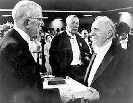 西蒙·史密斯·庫茲涅茨 西蒙·史密斯·庫茲涅茨