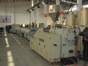 塑膠管材生產線