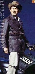 本間英作（植草克秀）