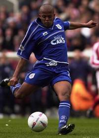 羅伯特&middot;恩肖