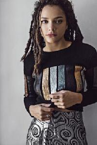 薩莎·萊恩 薩莎·萊恩