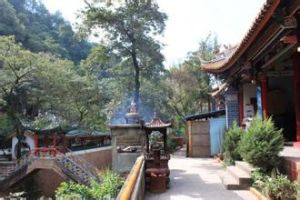 麗江靈源寺 麗江靈源寺