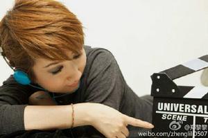 鄭黎黎微博照片