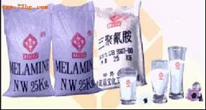 聖元奶粉激素門