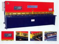 液壓擺式剪板機 液壓擺式剪板機