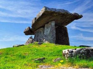 博納布羅恩石墓 博納布羅恩石墓