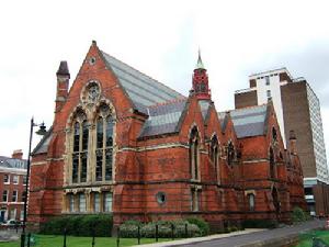 貝爾法斯特皇后大學 貝爾法斯特皇后大學