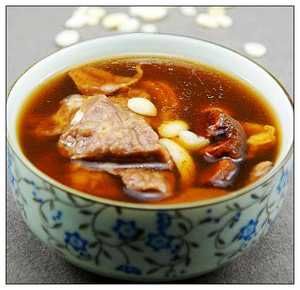 生薑杏仁豬肺湯 生薑杏仁豬肺湯