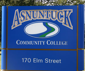 阿斯南塔克社區學院 阿斯南塔克社區學院