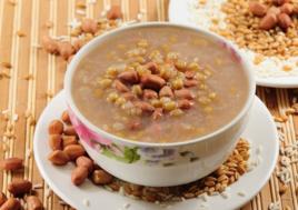 小米花生粥 小米花生粥