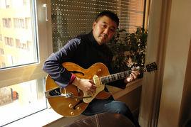 劉麟[中國著名吉他手]