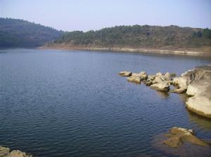 歐家鎮大堰天池