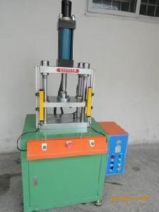 油壓沖床 油壓沖床