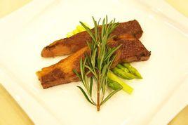 蒜香牛肋排 蒜香牛肋排