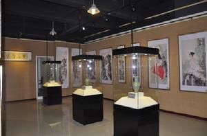 藝術展覽展館內部一角