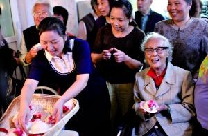 伏櫪老年飯桌 伏櫪老年飯桌