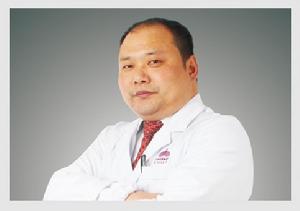 艾美莉整形美容醫院口腔美容主診醫師裔偉績