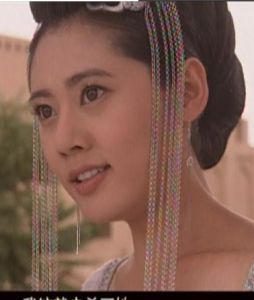 琳琅[《楚留香傳奇》大沙漠單元中的女一號]