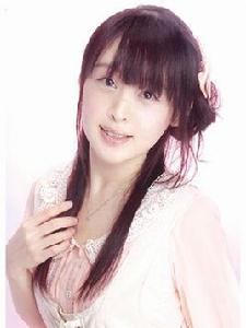 櫻咲千依 櫻咲千依