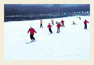 （圖）銘山綠洲滑雪場