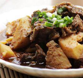 春筍燜牛肉 春筍燜牛肉