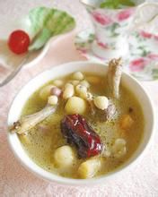 蓮藕黑豆乳鴿湯 蓮藕黑豆乳鴿湯