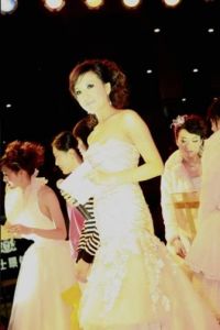 星丹主持 巴黎婚紗發布會