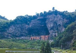 海孔洞口有30米高