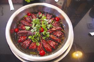 譚家鴨唇王 譚家鴨唇王