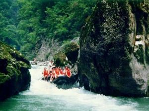 浙南猛洞河漂流 浙南猛洞河漂流