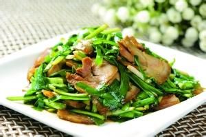 臘肉炒韭菜 臘肉炒韭菜