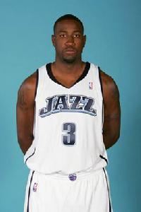 米爾特·帕勒西奧 米爾特·帕勒西奧