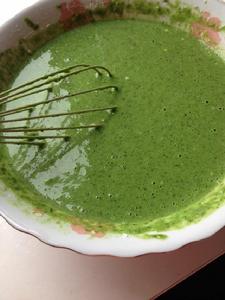 菠菜黑木耳雞蛋餅