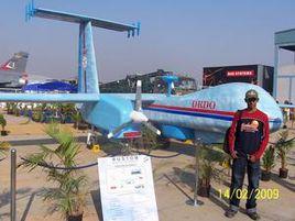 “魯斯特姆”無人機 “魯斯特姆”無人機