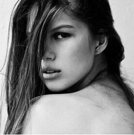 亞力桑德拉·阿波切特 亞力桑德拉·阿波切特