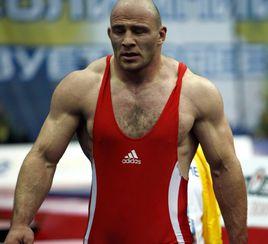 阿爾圖·泰瑪佐夫 阿爾圖·泰瑪佐夫